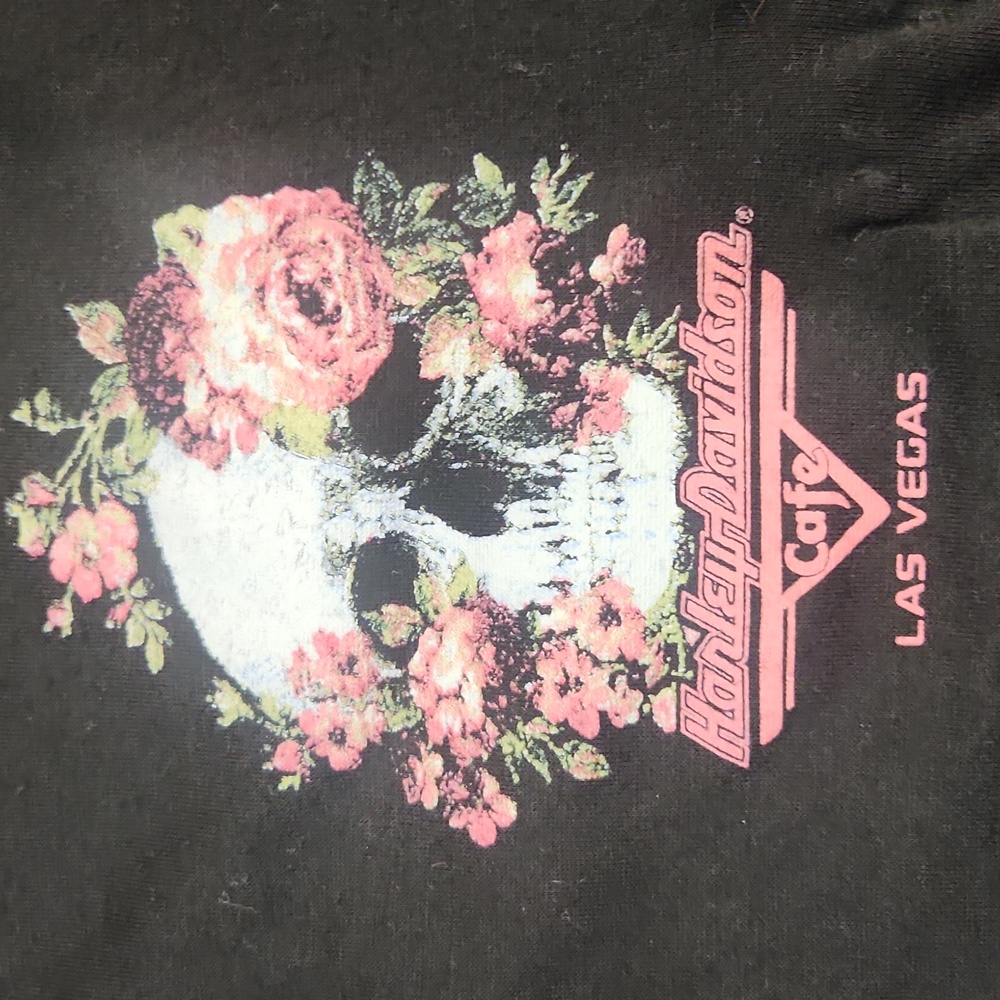 Harley Davidson Skull and Roses T-shirt - Picture 3 of 3